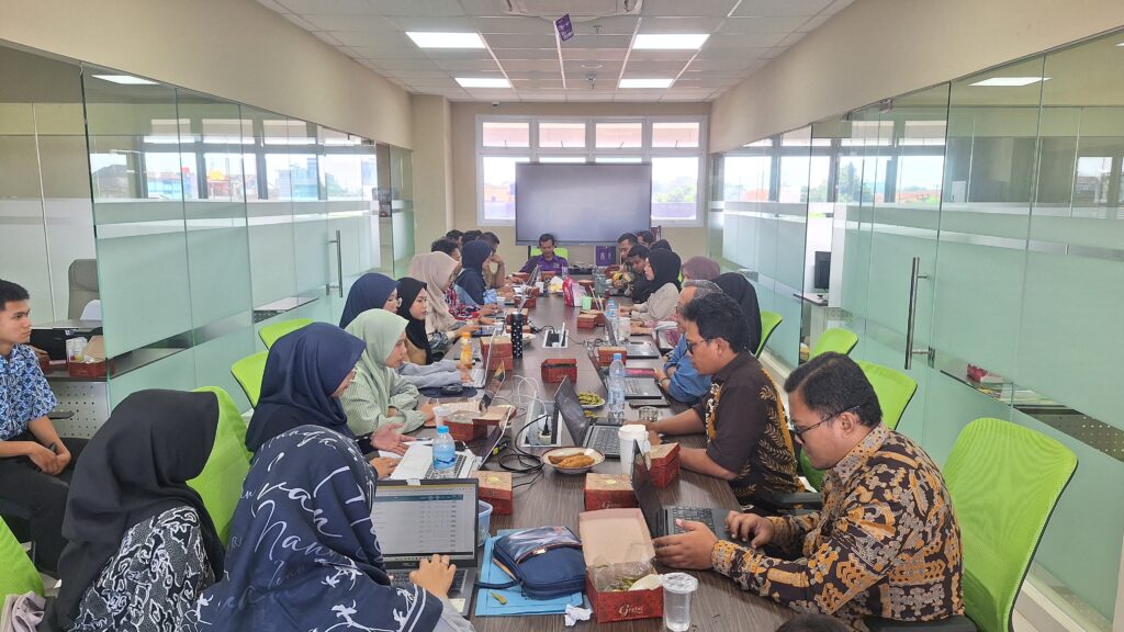Rapat Koordinasi UPT PJJ: Sinergi Tim dan Evaluasi Perkuliahan Semester Genap 2024/2025